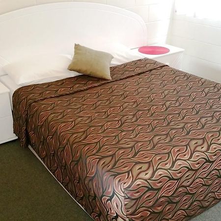 A&A Lodge Motel Emerald Δωμάτιο φωτογραφία