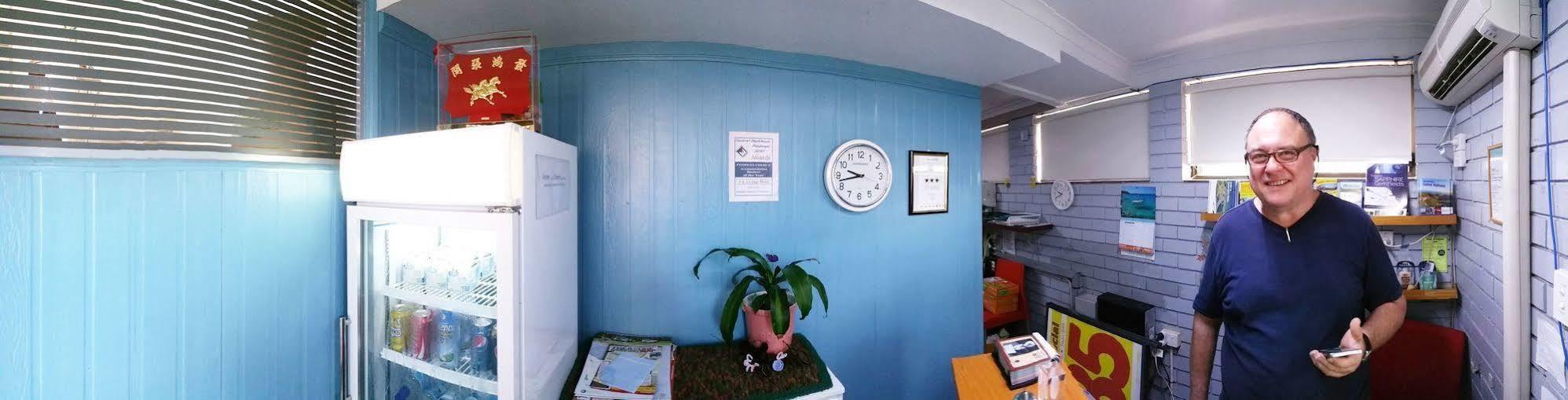 A&A Lodge Motel Emerald Εξωτερικό φωτογραφία