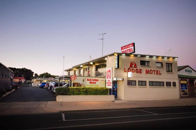 A&A Lodge Motel Emerald Εξωτερικό φωτογραφία